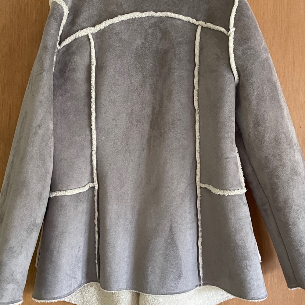Vegan Sheepskin Coat. Saks Fifth Ave. Size M - Picture 5 of 5
